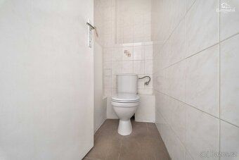 Prodej bytu 3+kk, 77 m Praha 2, Nové Město, zahrada ve vnitr