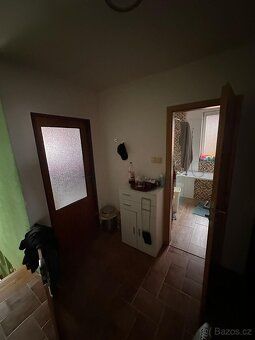 Nabízíme vám prodej částečně řadového rodinného domu ve velm
