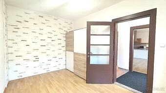 Hledáte bydlení v rodinném domě na venkově v blízkosti příro