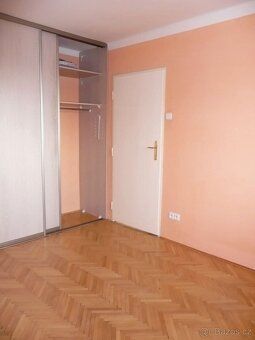 Nabízíme k pronájmu byt 2+1, 50 m² — Praha 6, ulice Vostrovs