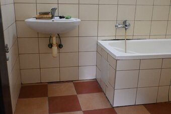 Bydlení ve Velkém Meziříčí na ul. Vrchovecká. Rodinný dům po
