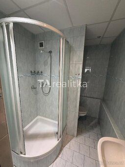 Nabízíme k podnájmu družstevní byt o dispozici 2+1 a výměře 