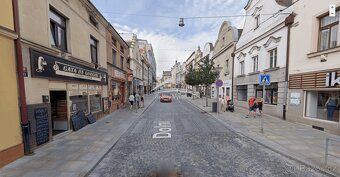 Nabízíme Vám pronájem kanceláře 17m2 ve 2.NP v Havlíčkově br