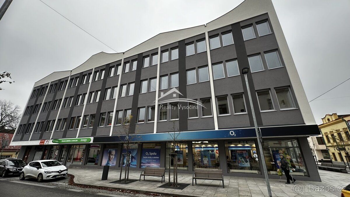 Nabízíme Vám pronájem kanceláře 17m2 ve 2.NP v Havlíčkově br