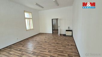 Nabízíme k pronájmu kancelářské prostory v centru Kladna, ul