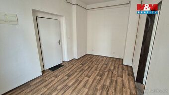 Nabízíme k pronájmu kancelářské prostory v centru Kladna, ul