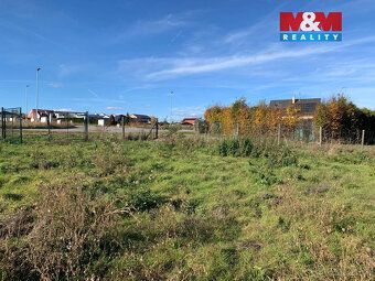 Nabízíme k prodeji rozlehlou zahradu o výměře 4800 m², nachá