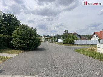 , Dumrealit.cz Vám zprostředkuje prodej rovinatého, kompletn