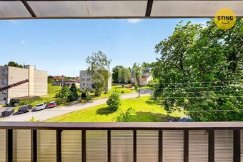 Nabízíme k prodeji světlý byt s balkonem o dispozici 3+1 o c