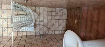 Dvougenerační rodinný dům o velikosti 7 + 2 a rozloze 180 m2