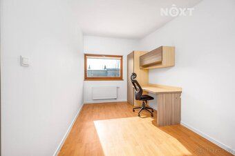 Nabízíme k pronájmu moderní rodinný dům o dispozici 4+kk se 