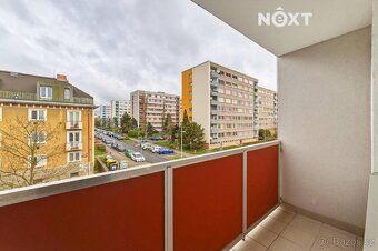 Nabízíme k prodeji prostorný byt 4+1 o celkové výměře 80 m²,