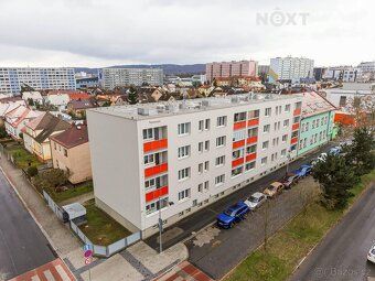 Nabízíme k prodeji prostorný byt 4+1 o celkové výměře 80 m²,