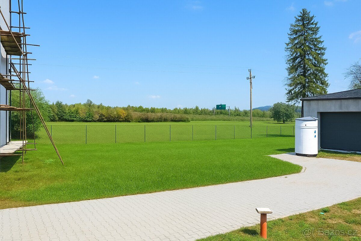 Zprostředkujeme prodej stavebního pozemku o rozloze 799m² v 