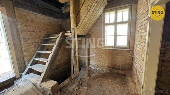Hledáte unikátní nemovitost s historií a potenciálem? Pak je