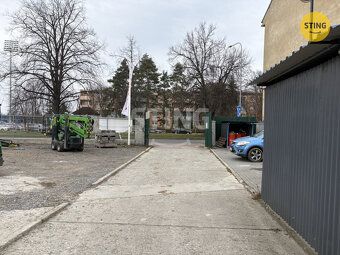 Nabízíme k pronájmu komerční celek v uzavřeném areálu společ
