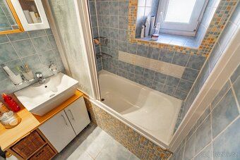 Nabízíme k prodeji byt v centru města Vsetín, a to jednotku 