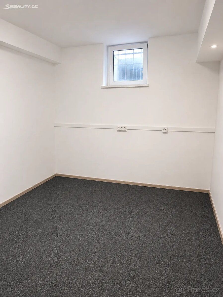 Pronájem kanceláře / skladu 13 m² – Havířov, ul. Dělnická
Na