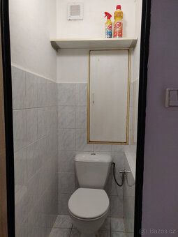 Pronájem bytu o velikosti 2+1 s balkonem, v klidné části Tur