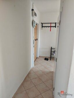 Pronájem bytu 2+kk s lodziíPronájem bytu 2+kk na adrese Miro