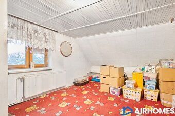 Nabízíme k prodeji samostatný rodinný dům o prostorné podlah