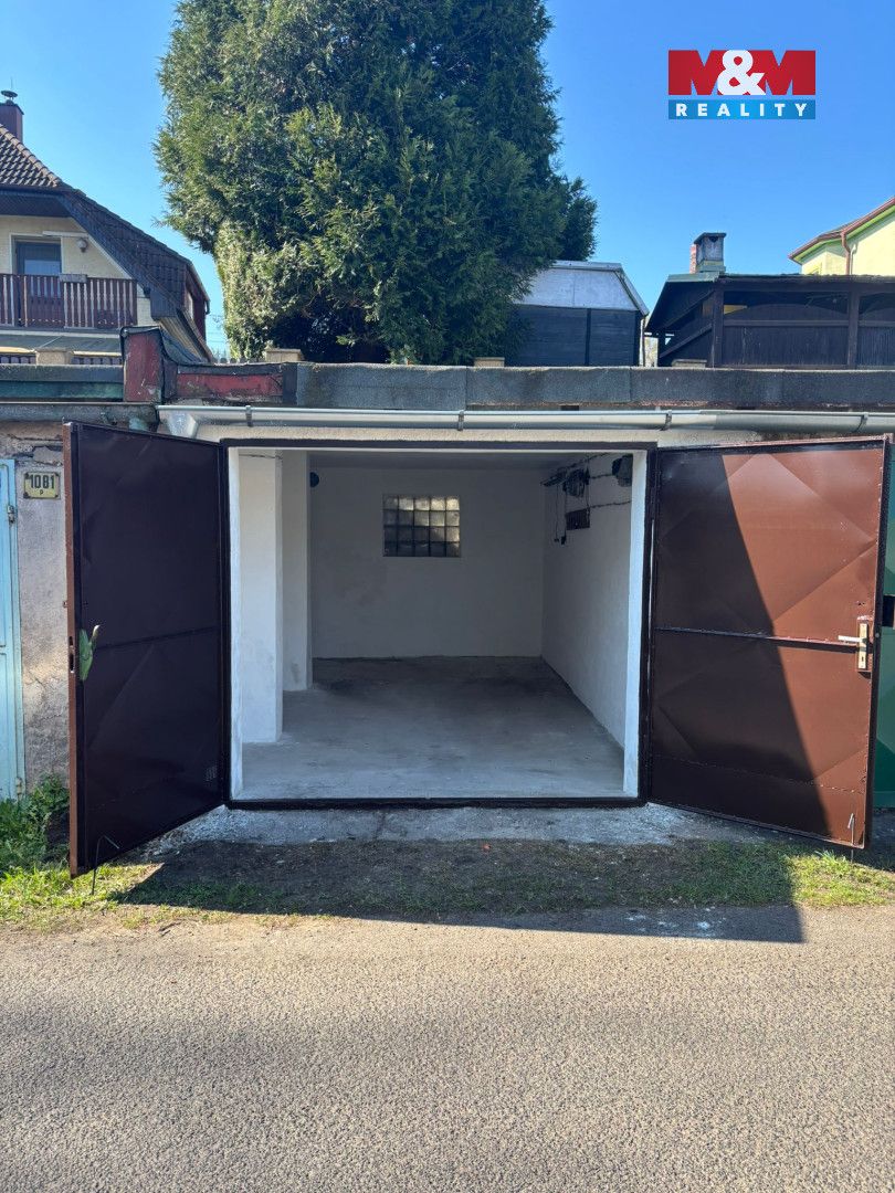 Nabízíme k prodeji řadovou zděnou garáž o užitné ploše 18 m²