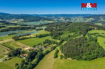 Nabízíme k prodeji soubor pozemků o celkové výměře 4 801 m² 