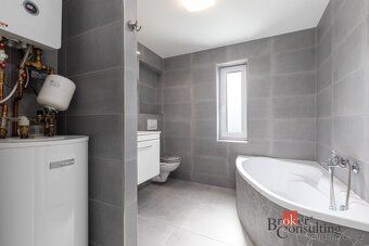 Prodej bytu 2+kk, 56 m², Krnov – Pod Cvilínem, klidná lokali
