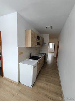 Pronajmu levněji byt 2+1 v Aši ve 2. patře na adrese Hlavní 