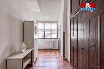 Nabízíme k prodeji elegantní byt 2+kk na jedné z nejprestižn