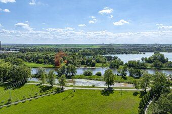 Nabízíme k prodeji stavební pozemek o výměře 1901 m2 v obci 