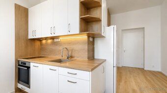 Designový byt po kompletní rekonstrukci v srdci Nuslí – klid