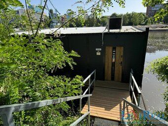 Dovolujeme si vám nabídnout moderní Hausbót 3+kk - 70m2 s te