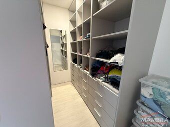 Nabízíme ve výhradním zastoupení k prodeji moderní přízemní 