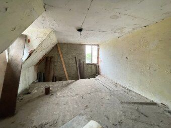 Exklusivně nabízíme k prodeji rodinný dům určený k demolici 