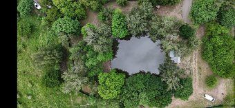 Dlouhodobý pronájem zahrady pro glamping, rekreaci a rybařen