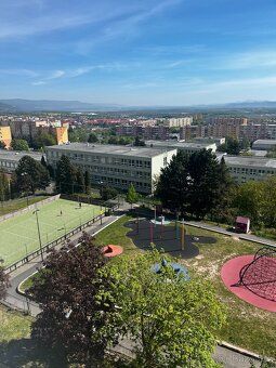 Nabízíme k pronájmu světlý a prostorný byt 1+1, celkem 34,8 