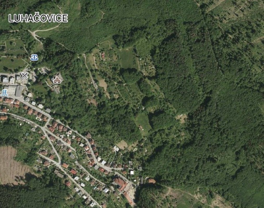 Lesy v katastrálním území Luhačovice 12 259, 7 376 m2 + 1 86