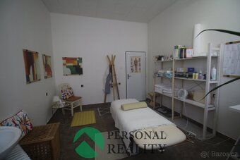 Ev.č. 02968 Dovolujeme si nabídnout, kancelářské prostory v 