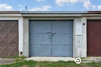 Prodám garáž o velikosti 22m2 v pěkném stavu.
Garáž je suchá
