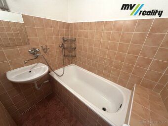 Ev.č. 2019 Nabízíme k pronájmu byt 1+1 (50 m2) ve 2. nadzemn