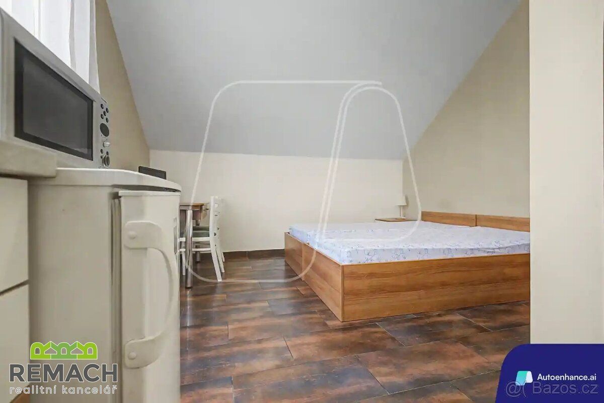 Ev.č. 03514 Nabízím k dlouhodobému pronájmu vybavenou garson