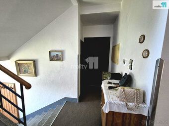 , V exkluzivním zastoupení majitele Vám nabízím k prodeji pr