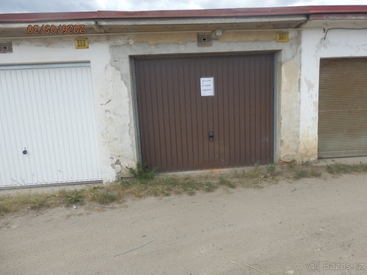Pronajmu garáž v ulici Vožická kousek od vlakového nádraží p