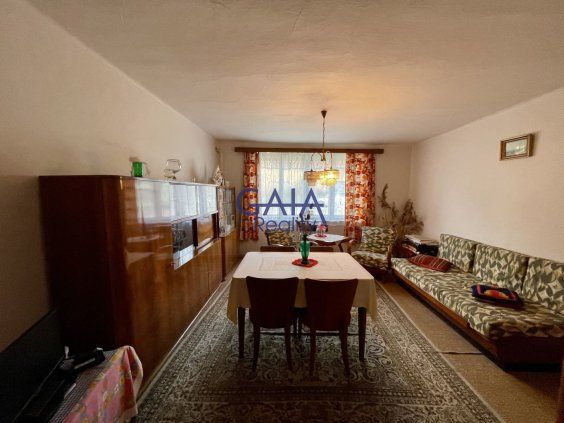 Exkluzivně vám nabízíme k prodeji rodinný dům o dispozici 4+