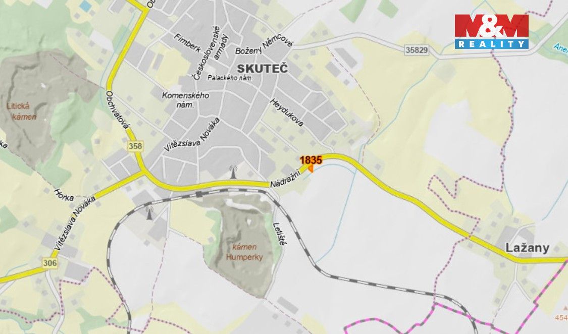 Nabízíme k prodeji pozemek o výměře 253 m² v katastru obce S
