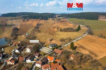 Nabízíme k prodeji pozemek evidovaný jako orná půda o celkov