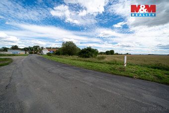 Nabízíme k prodeji zahradu o celkové výměře 2136 m2 v obci O