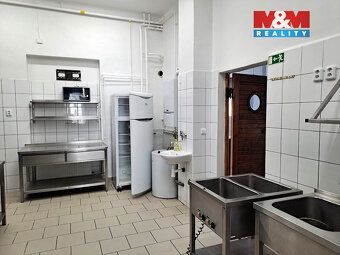 Nabízíme k pronájmu prostorný obchodní prostor o celkové vým