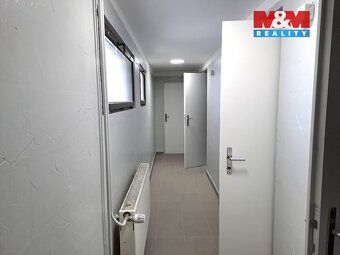 Nabízíme k pronájmu prostorný obchodní prostor o celkové vým